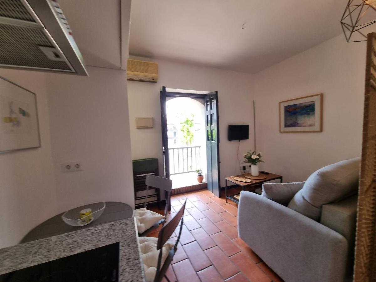 Apartamento Con Patio Sevillano Eksteriør billede